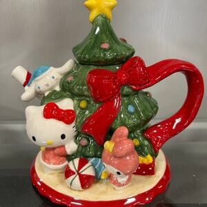 Hello Kitty Christmas tree teapot ceramic blue sky